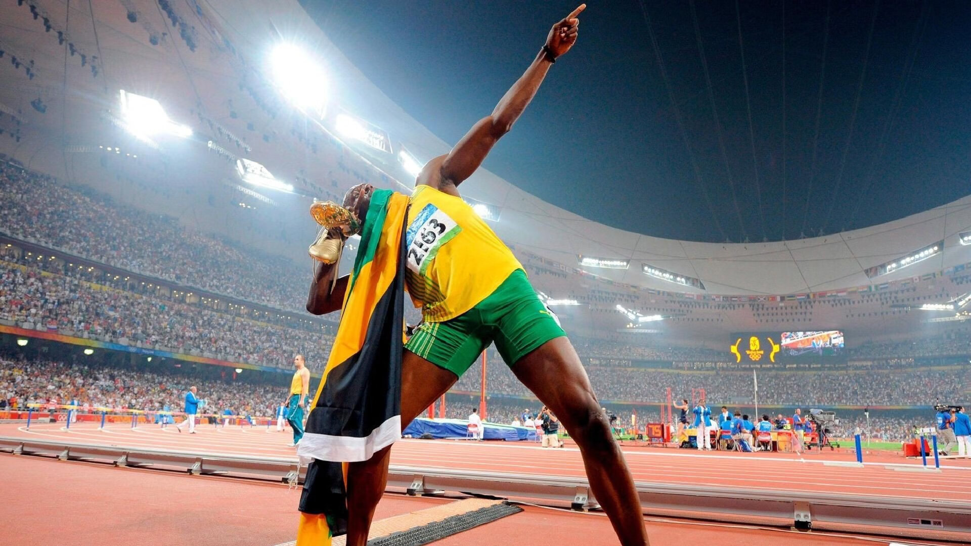 开云体育-雷霆关键战突围76人，霍勒迪成为关键先生